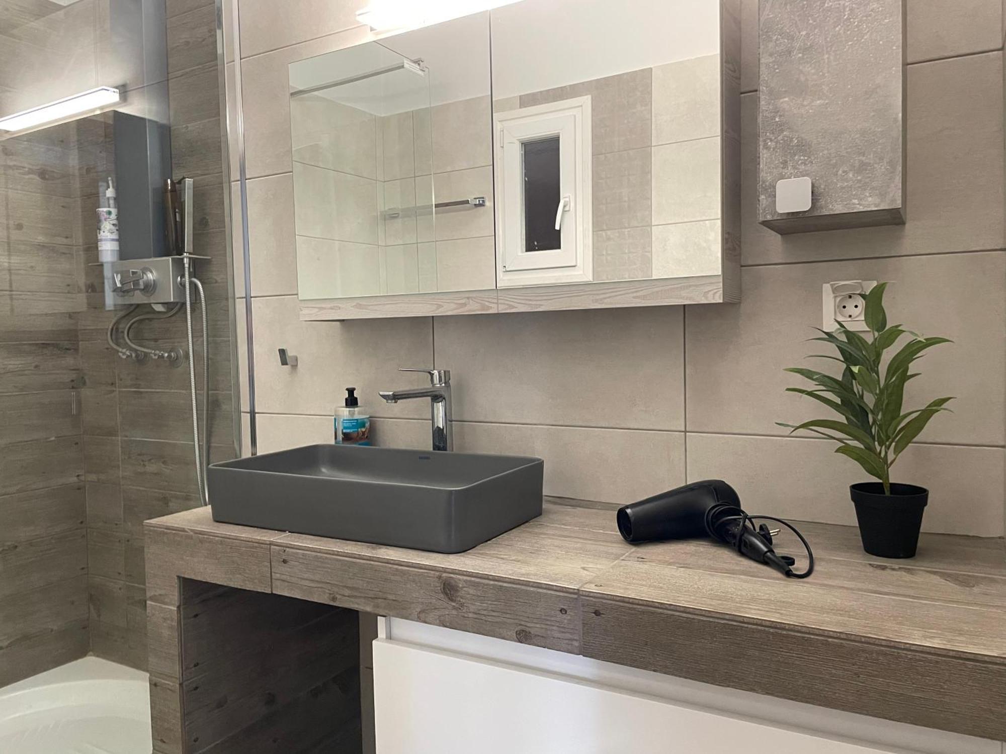 Luxurious 4Th Floor Apartment With Elevator Alexandrópolis Exterior foto